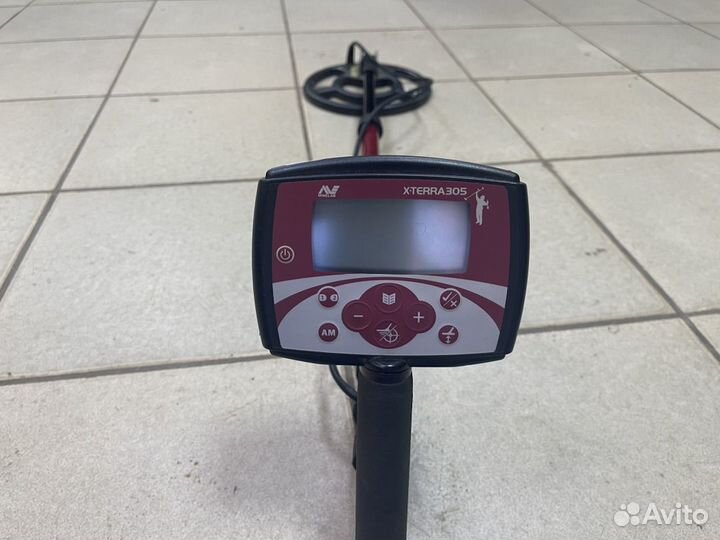 Металлоискатель Minelab X-terra 305