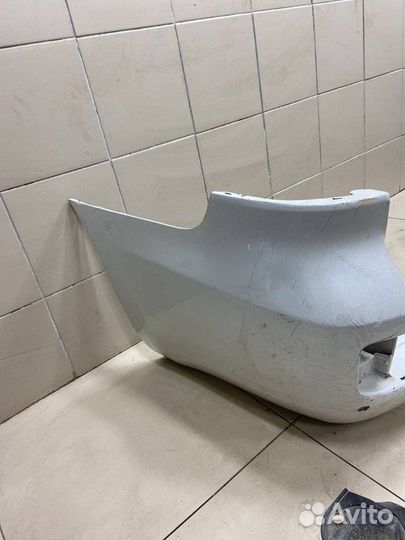 Бампер задний Toyota Land Cruiser