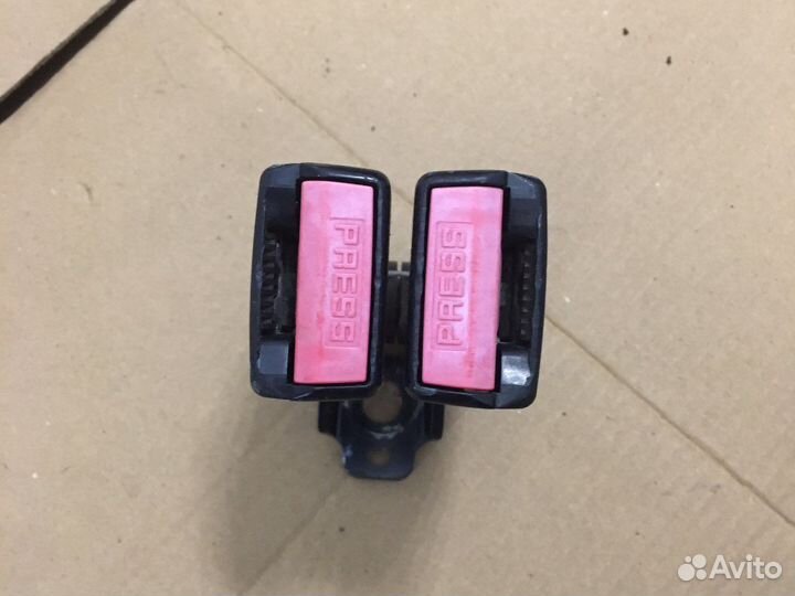 Замок ремня безопасности Peuget 307 (2926)