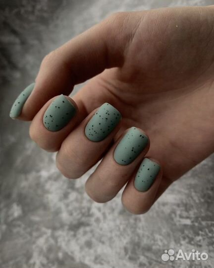 Маникюр с покрытием гель