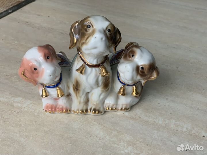 Статуэтка собаки