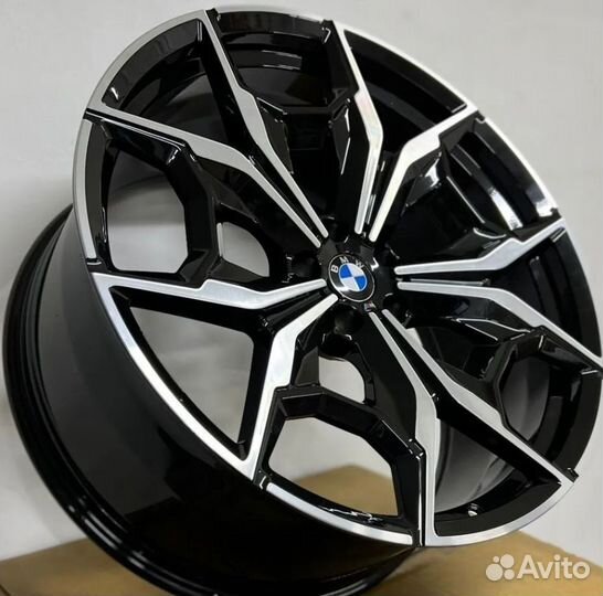 Кованые диски на bmw X5 g05, X6 g06, X7 g07 R22