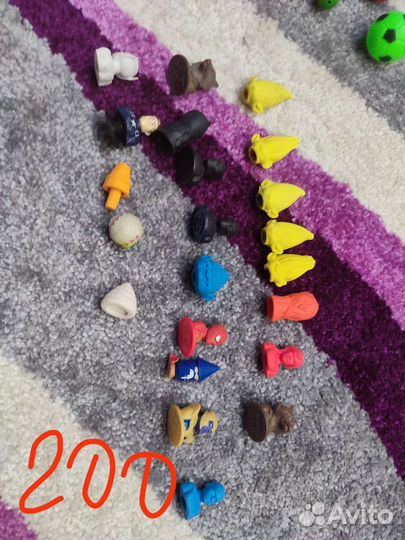 Детские коллекции скрепышей и мелочей