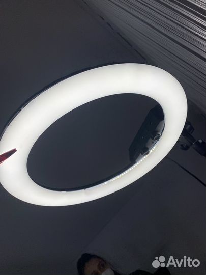 Кольцевая лампа 45 см со штативом