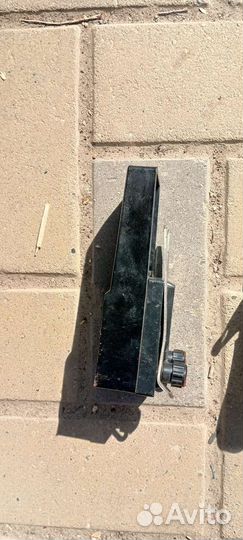 Измеритель сопротивления вольтметр