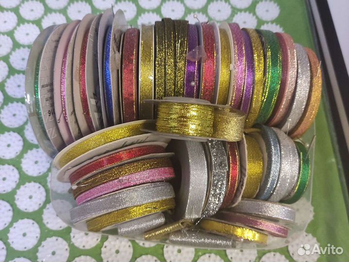 Пайетки и тесьма