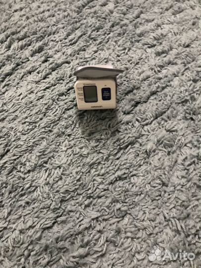 Тонометр на запястье