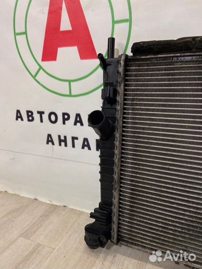 Радиатор охлаждения двигателя Ford Focus qqdb