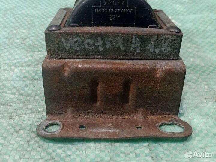 Катушка зажигания Opel Vectra A