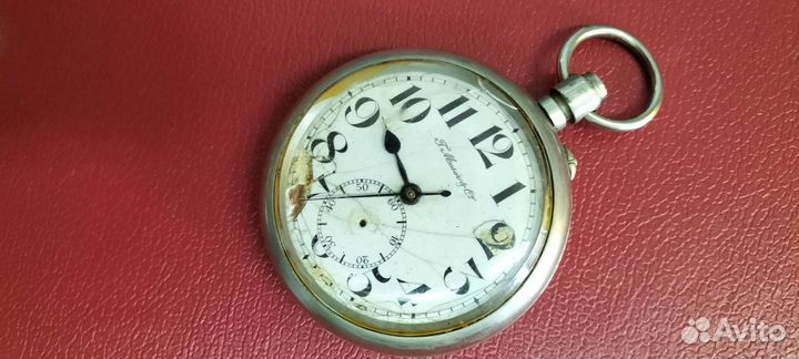 Старинные карманные часы