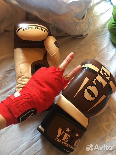 Боксерские перчатки
