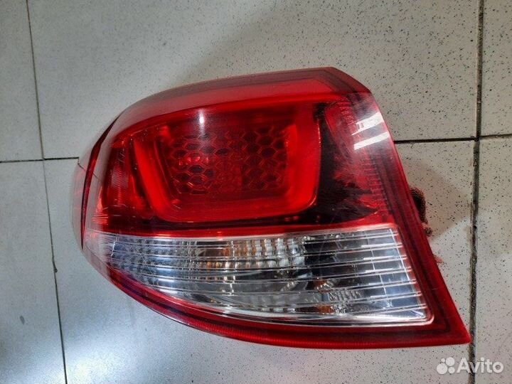 Фонарь наружный задний левый Kia Rio 3 2015-2016