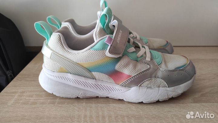 Кроссовки для девочки demix