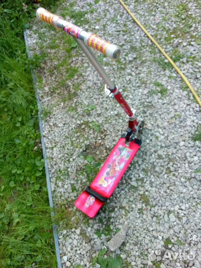 Самокат детский трехколесный для девочки