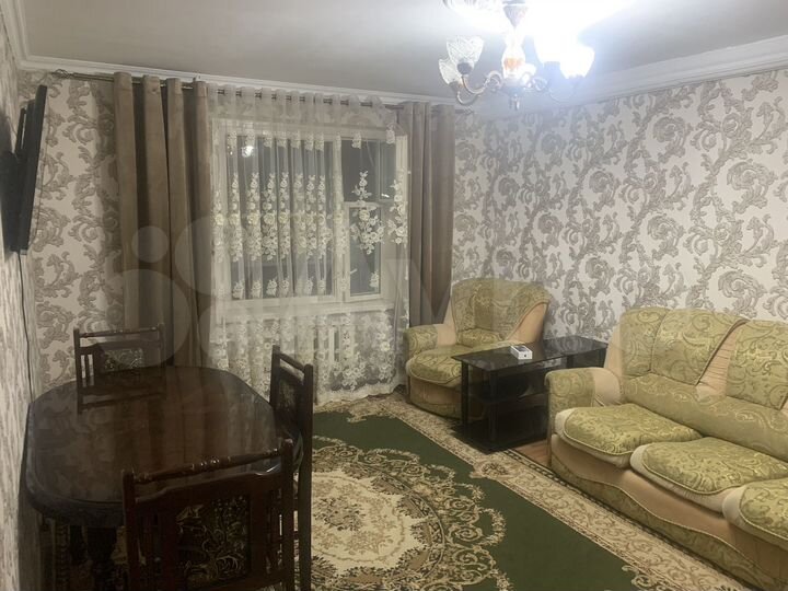 4-к. квартира, 100 м², 2/5 эт.