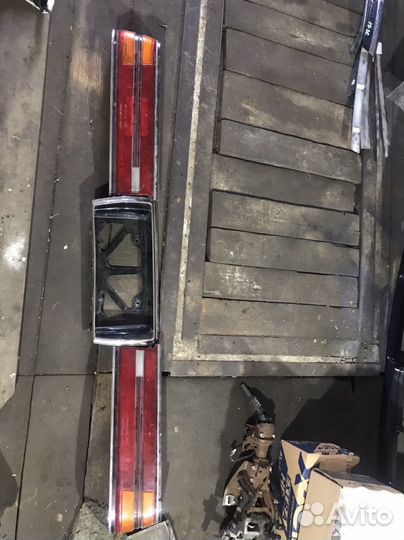 Заднии фары toyota vista sv20-22