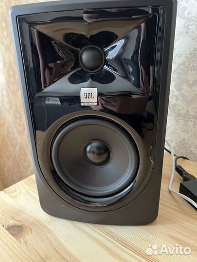 Студийные мониторы jbl 305P mkll