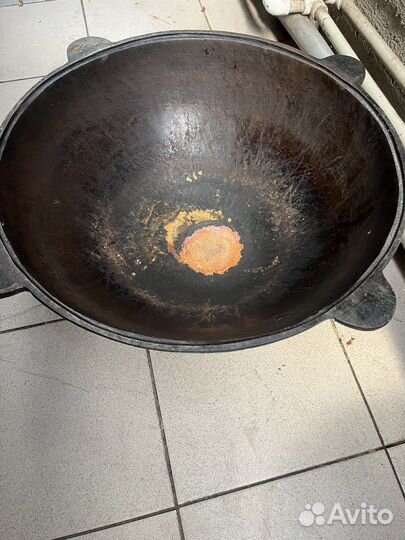 Казан чугунный бу 30л