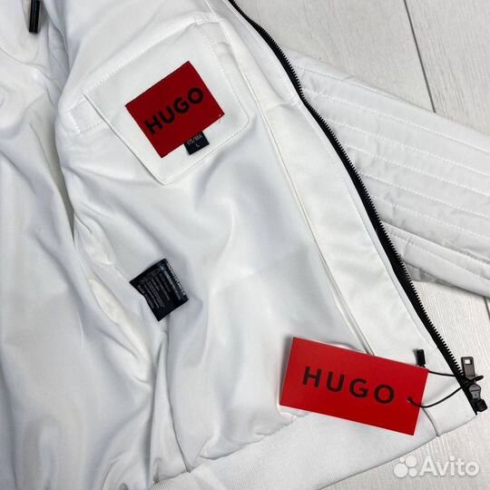 Весення куртка hugo boss