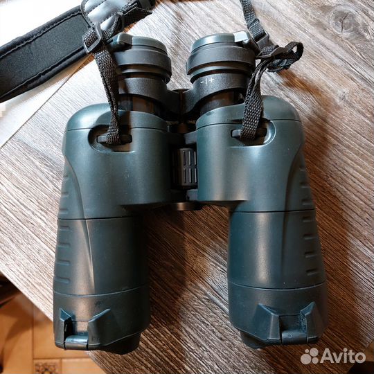 Бинокль Yukon 10x50, рабочий, в чехле