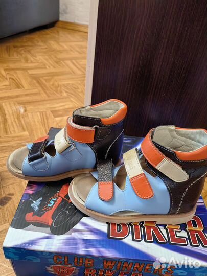 Ортопедические сандалии