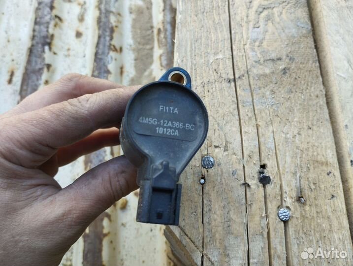 Volvo s40 v50 c30 1.8 2.0 катушка зажигания