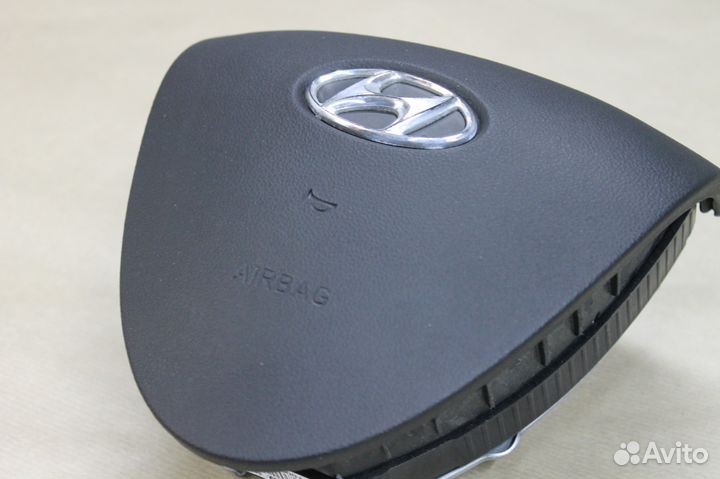 Рулевая накладка Hyundai i30