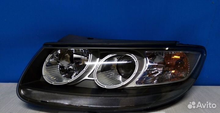 Фара левая Hyundai Santa Fe 2 CM (2006-2012)