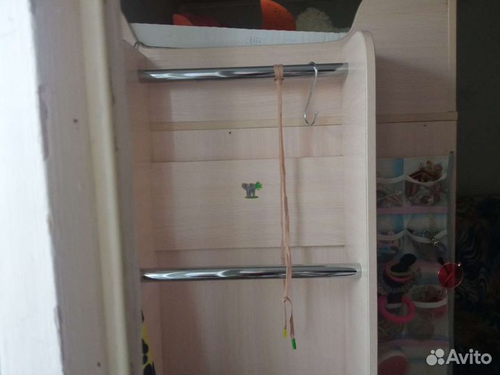 Кровать чердак со столом и шкафом бу