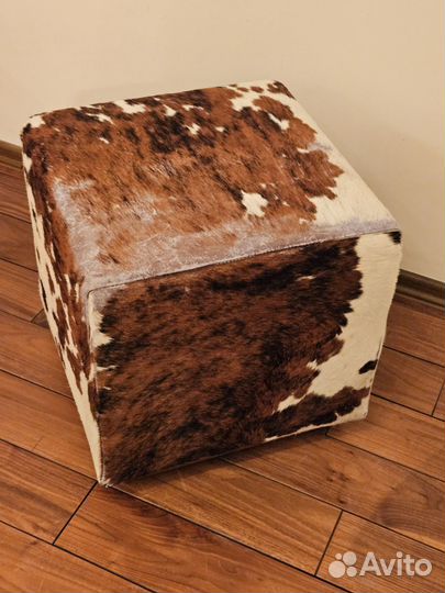 Пуф из натуральной шкуры