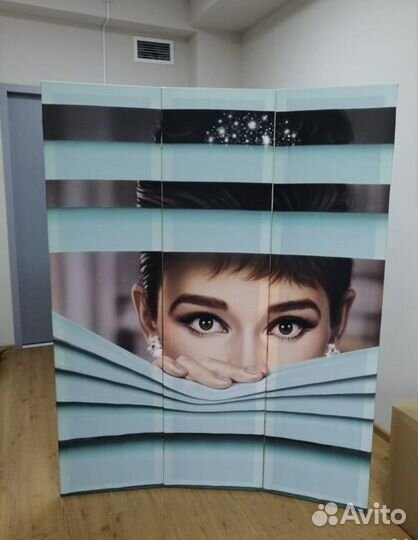 Кушетка Новая, Ширма, лампы