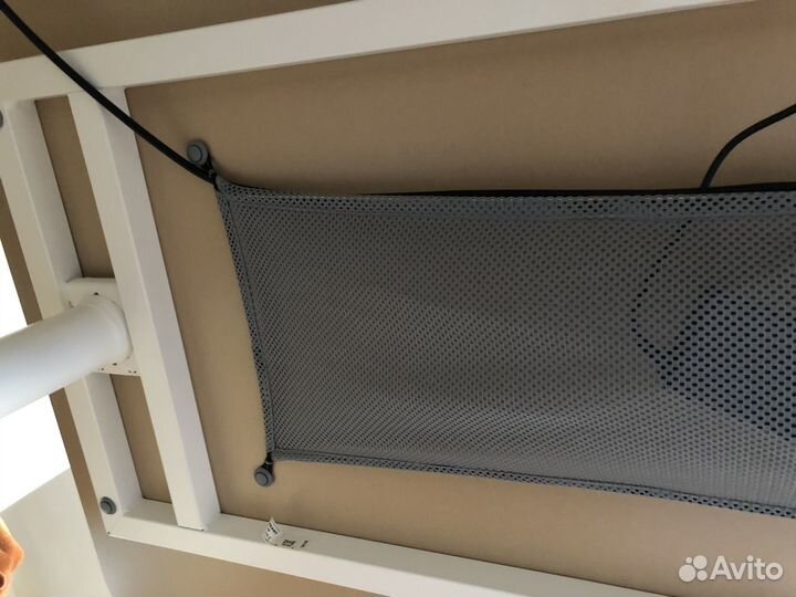 IKEA Bekant компьютерный стол