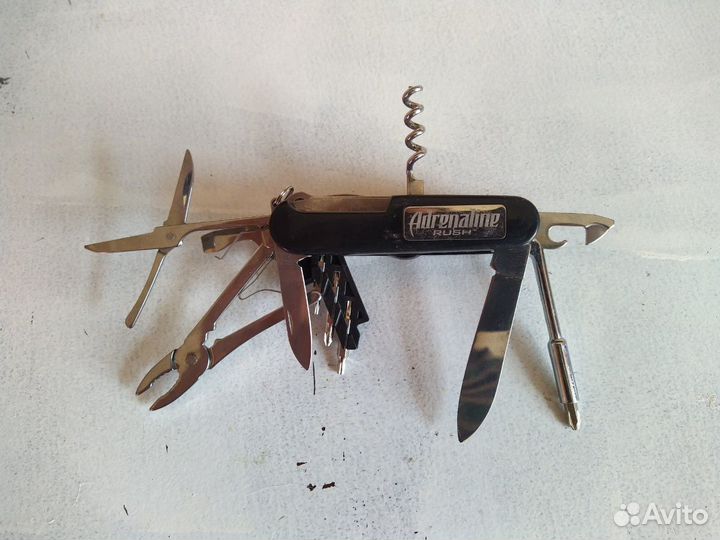 Многофункциональный нож