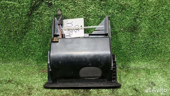 Пепельница Audi 80