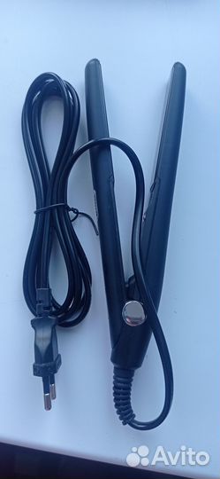 Выпрямитель для волос новый