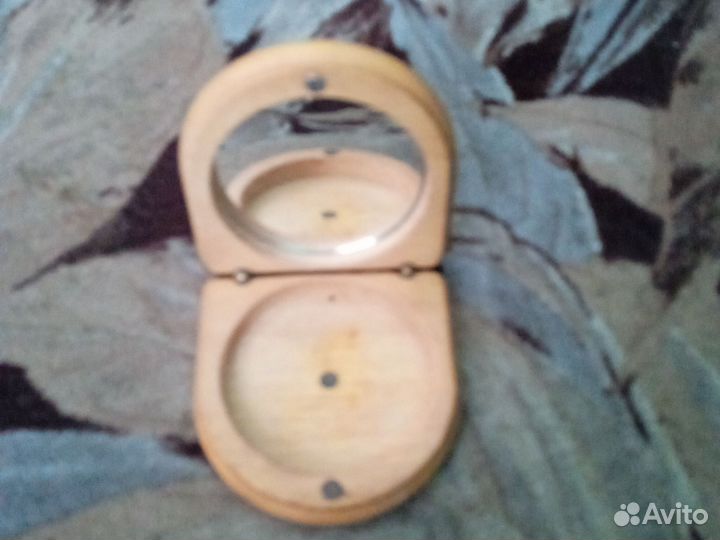 Пудреница ленэмальер