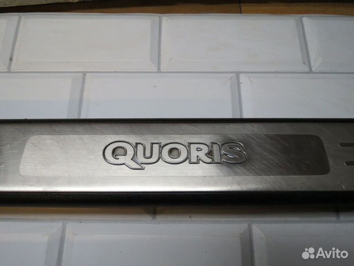 Накладка на порог передняя Kia Quoris