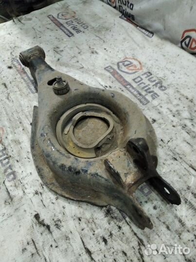 Рычаг подвески задний нижний левый, правый