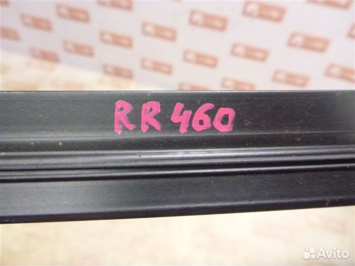 Уплотнитель стекла двери бархотка задний правый