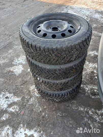 Комплект зимний резины в сборе
