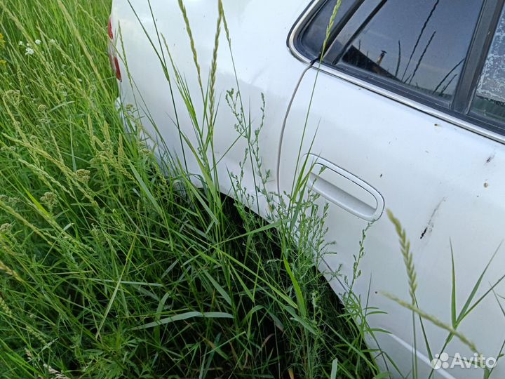 Toyota Corolla 1.6 AT, 1997, 300 000 км