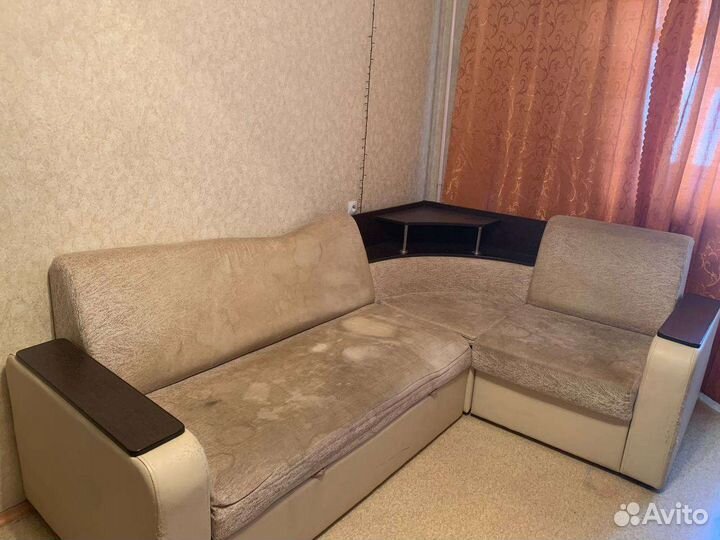 Угловой диван бу