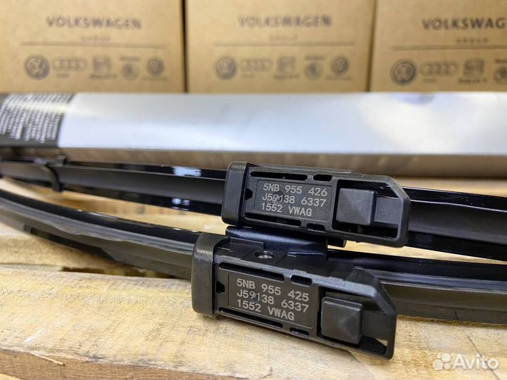 Комплект щёток стеклоочистителя VAG 5NB998002