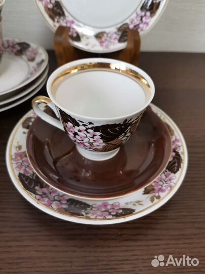 Предметы из кофейного сервиза 