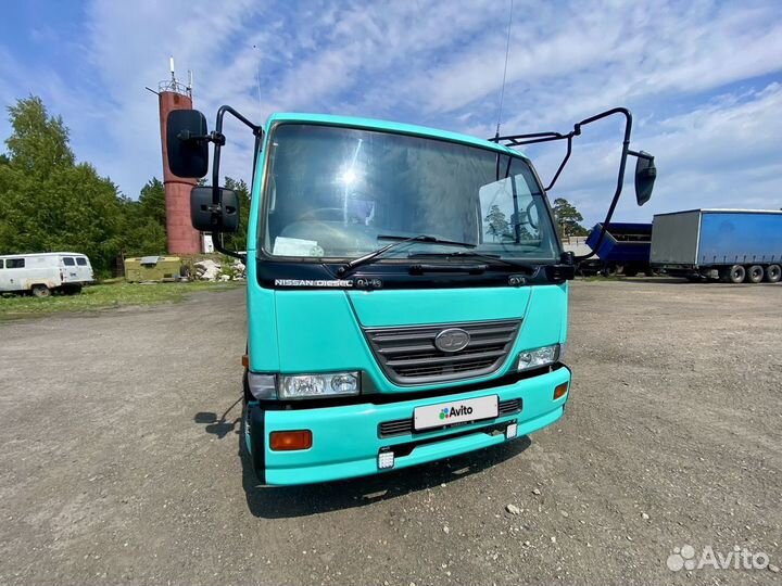 Nissan Diesel UD с КМУ, 2002