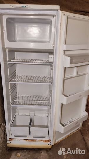 Холодильник буСтинол