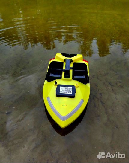 Прикормочный кораблик v020w