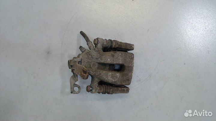 Суппорт Opel Meriva 2010, 2010