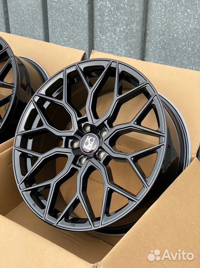 Диски 20 5/114.3 Vossen HF-2Черный глянецFB