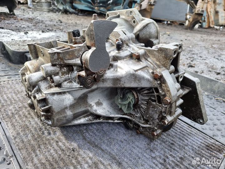 МКПП Kia Sportage 2.0 G4GC 4WD бензин